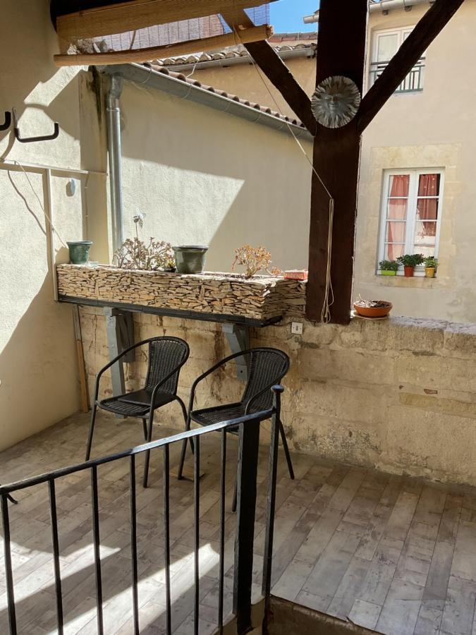 Place Aux Herbes Nîmes Exterior photo